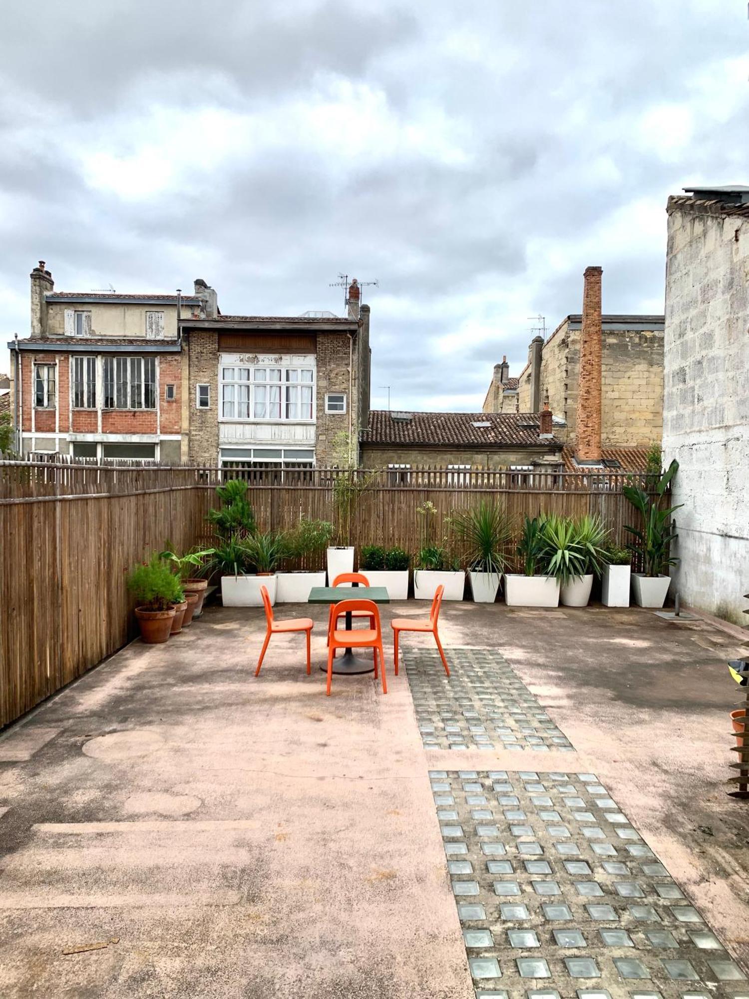 Le Beaufleury Et Sa Terrasse A La Victoire Lejlighed Bordeaux Eksteriør billede